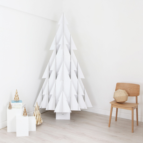decoracion-navideña-econavidad-arbol-carton